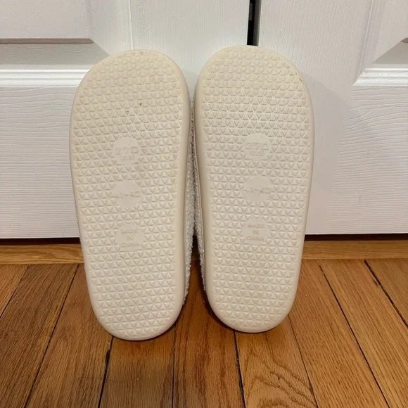 Taylor Swift Midnights Slippers - Picture 5 of 5
